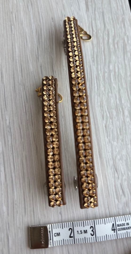 すみっこぐらし様コンプレックスビズ　ブラウンバレッタ　大小セットスワロフスキー