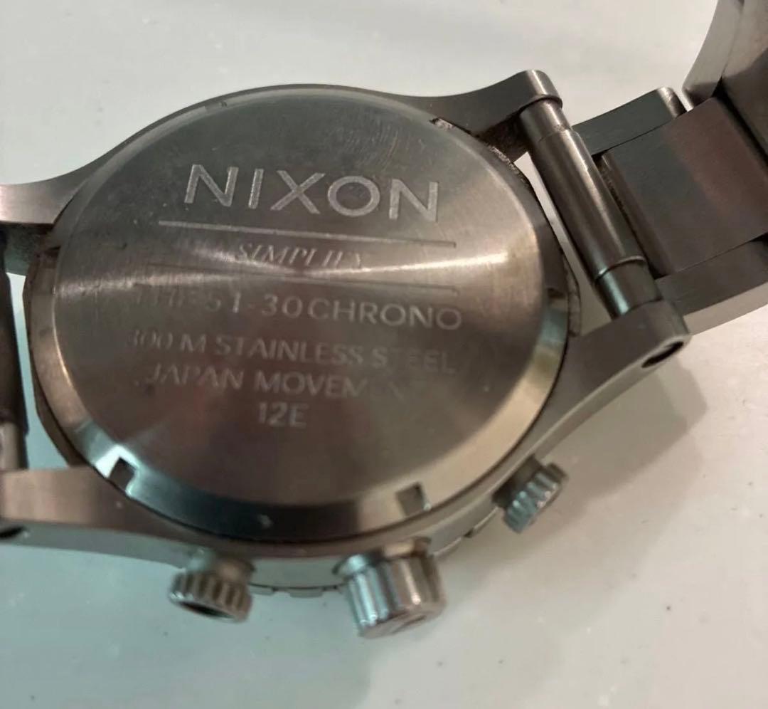 NIXON クロノグラフ 腕時計 シルバー