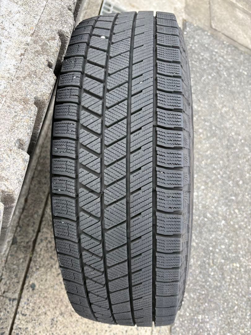 FREED純正アルミ、ブリヂストンBLIZZAK VRX 3スタッドレスセット