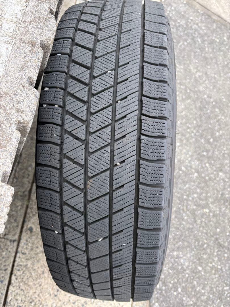 FREED純正アルミ、ブリヂストンBLIZZAK VRX 3スタッドレスセット