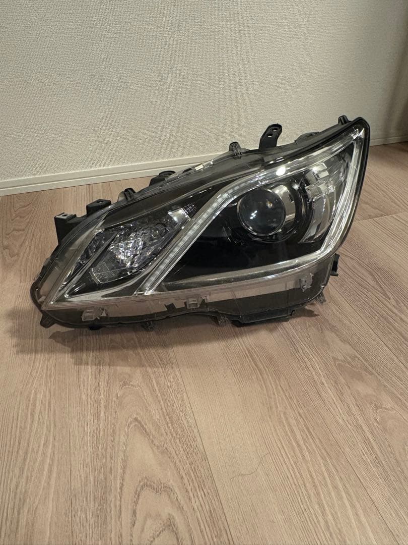 オートゾーン　ヘッドライト左右