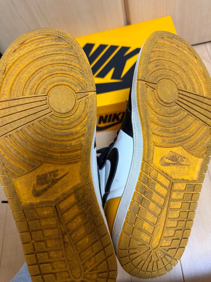 靴 NIKE Air Jordan 1 taxi