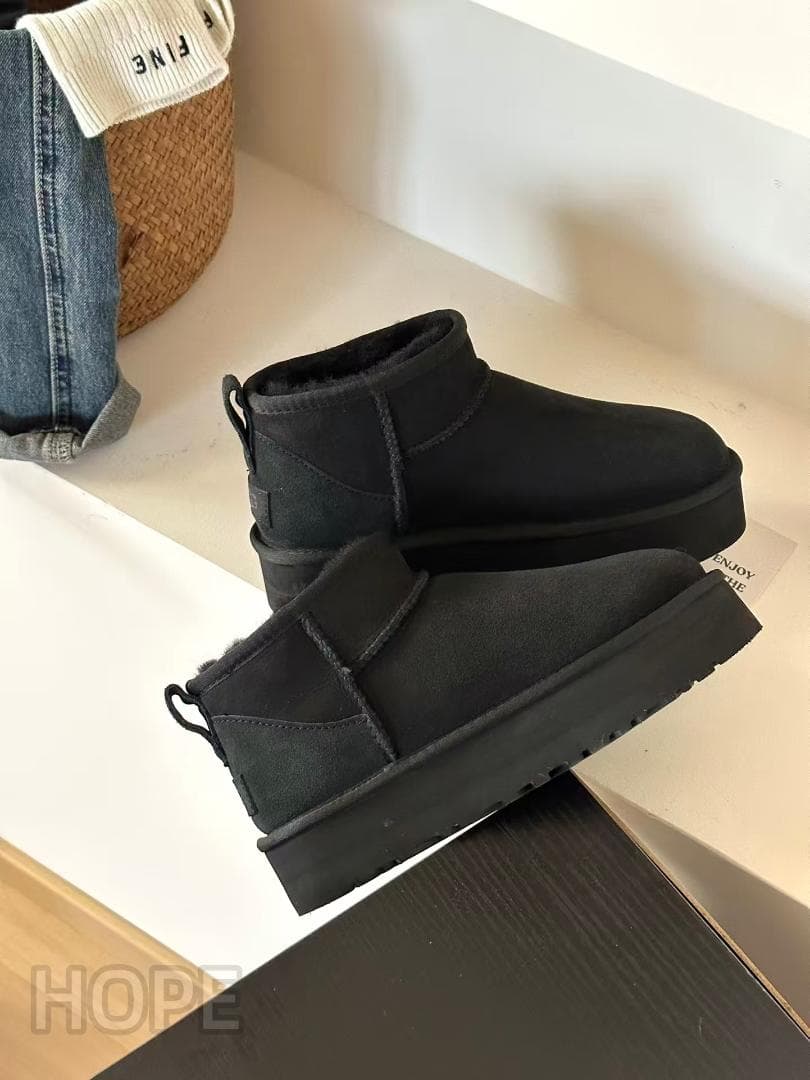 UGG アグ ウルトラミニ プラットフォーム 24cm レディース