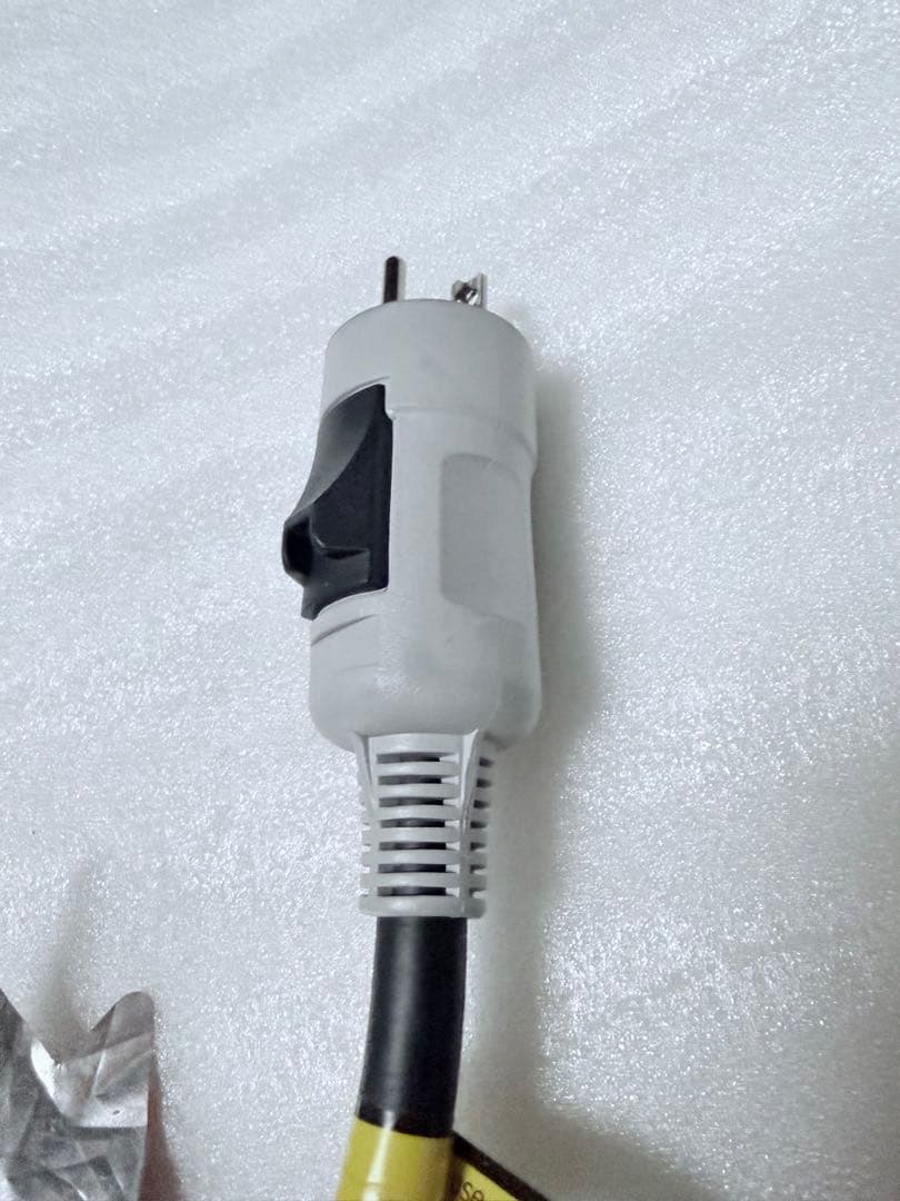 美品　三菱アウトランダー純正ケーブル9482A426 425