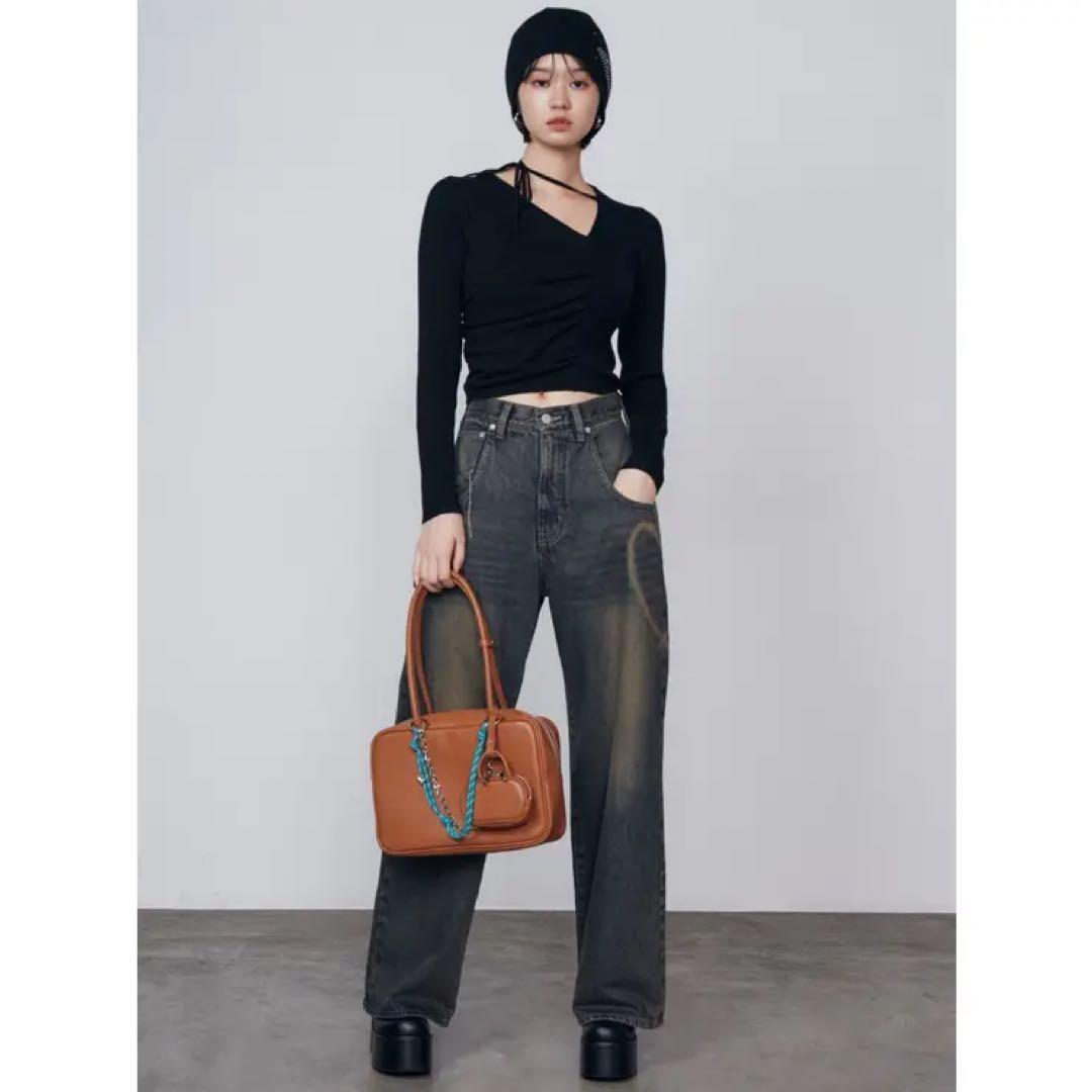 新品　emoda グラフィックルーズジーンズ　デニム