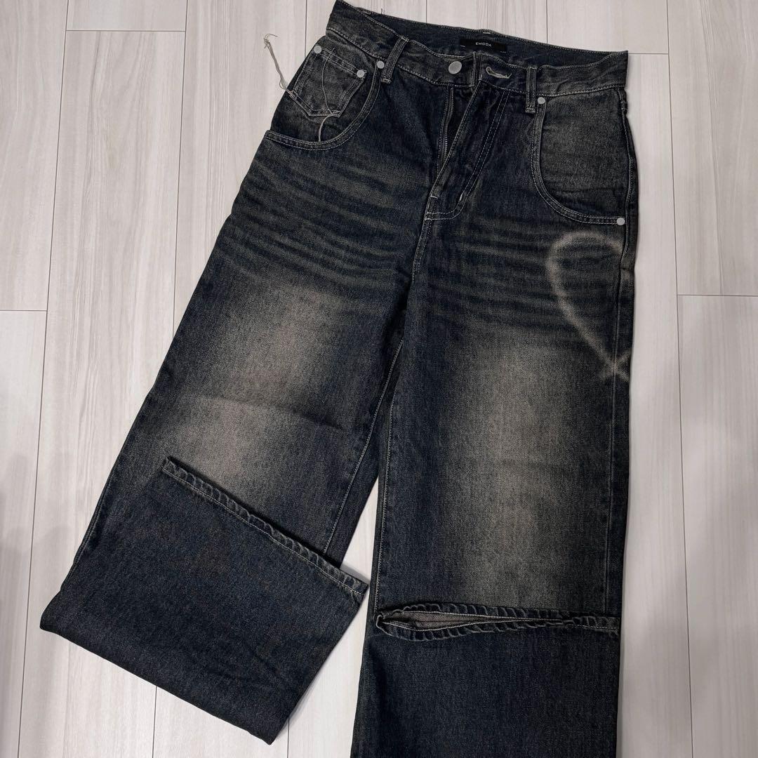 新品　emoda グラフィックルーズジーンズ　デニム