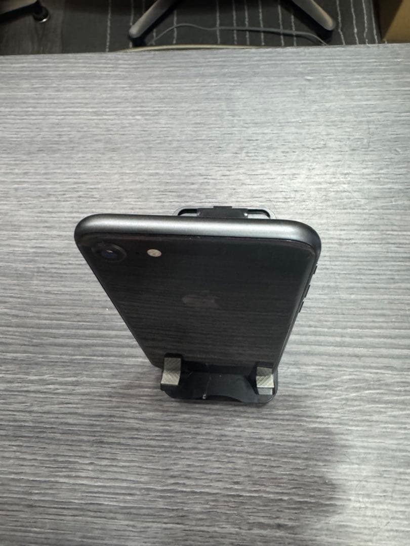 ④Apple iPhone 8 スペースグレー本体256GB シムフリー1-11