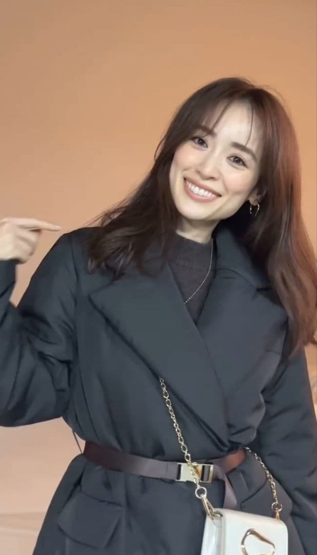 新品タグ付《泉里香さん×Oggiコラボ》テーラードパディングコート 手洗い可能