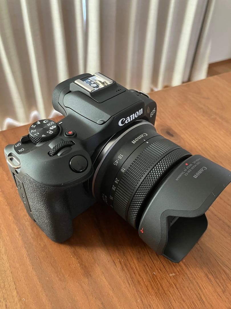 キャノン EOS R100 RF-S 18-45 IS STMデジタル カメラ