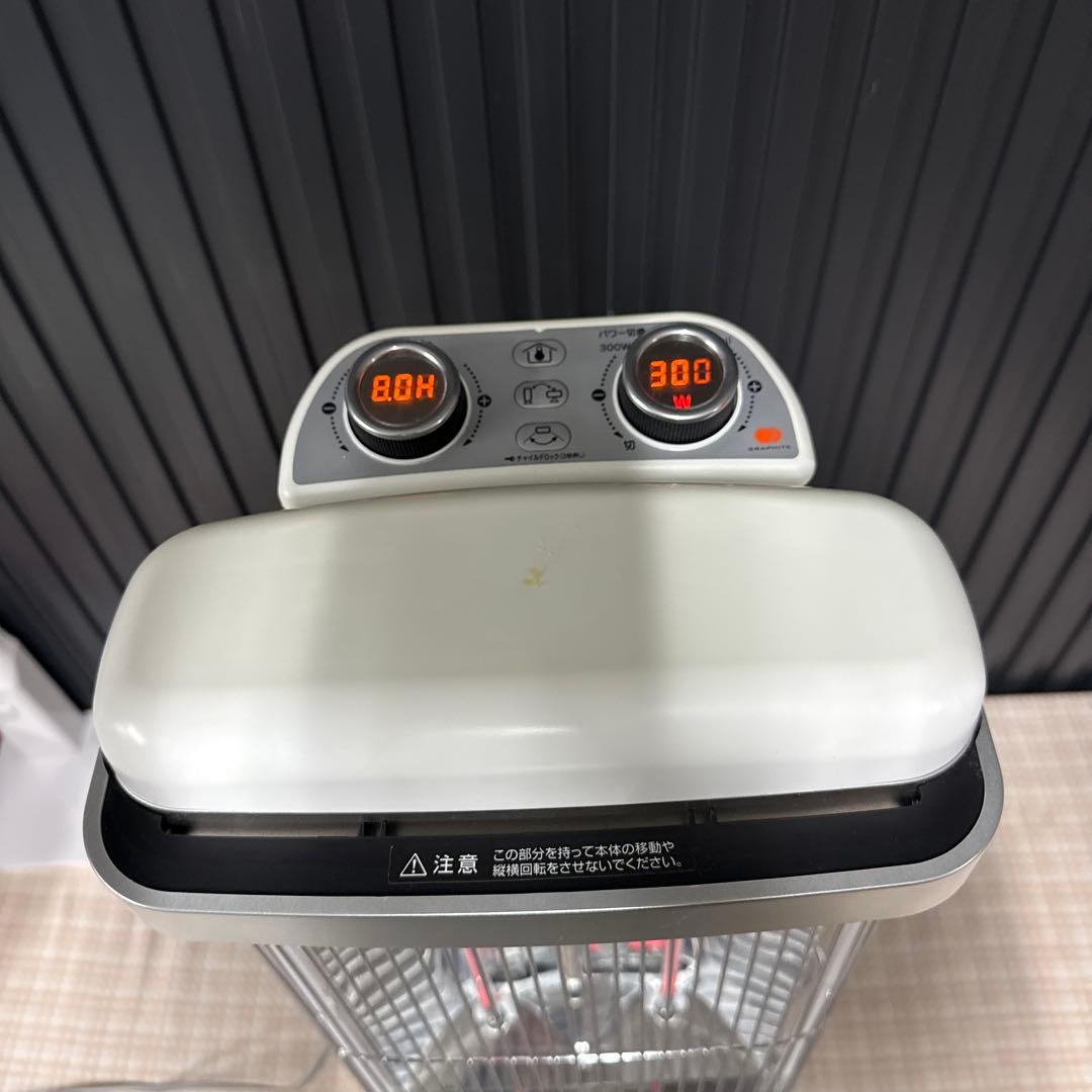 中古品　アラジン遠赤グラファイトヒーター AEH-2G10AJ(W)