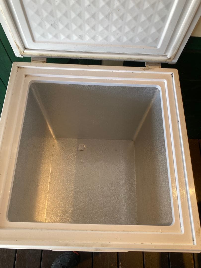 値下げ‼️(送料込み)冷凍ストッカー　REMACOM RRS-100NF 100L