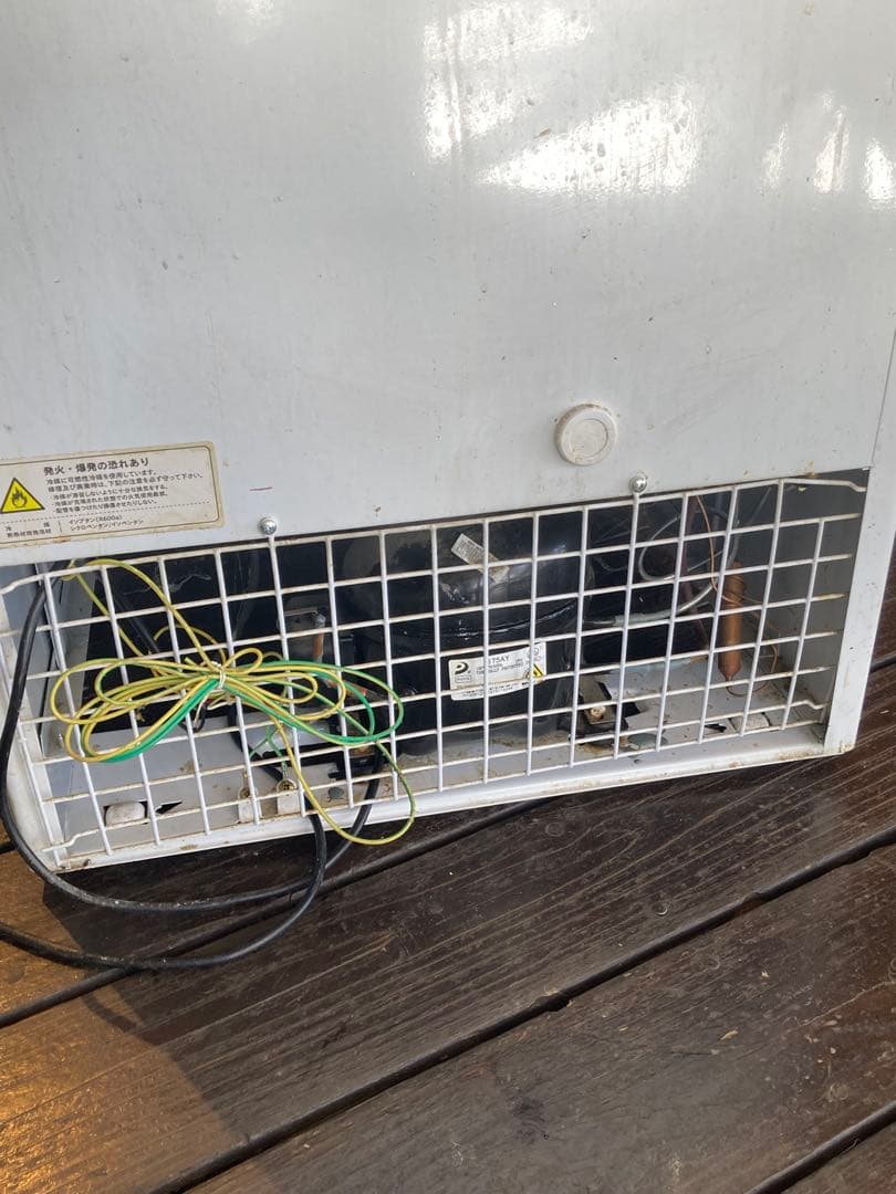 値下げ‼️(送料込み)冷凍ストッカー　REMACOM RRS-100NF 100L