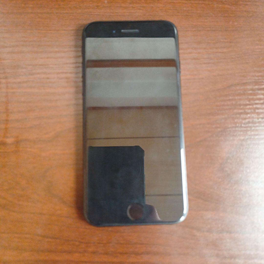 Apple iPhone SE2 ブラック 本体3