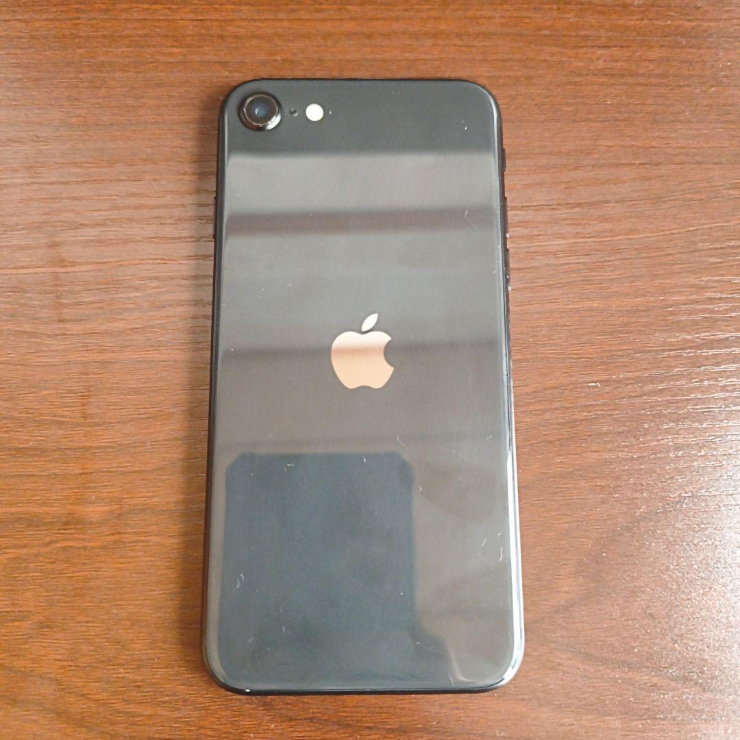 Apple iPhone SE2 ブラック 本体3