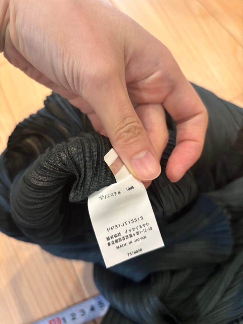 pleats pleaseノースリーブひざ丈ワンピース