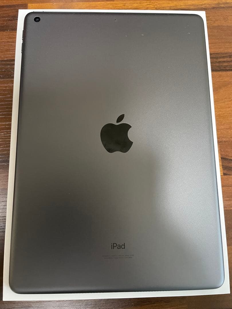 iPad 第9世代 Wi-Fi 64GB スペースグレイ　おまけ付き