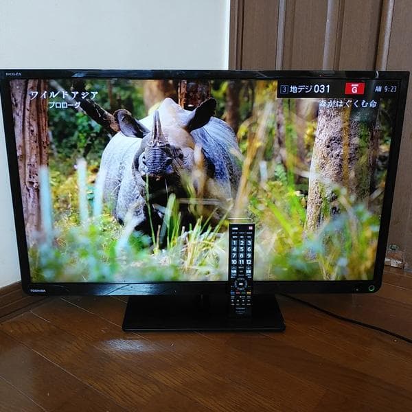 TOSHIBA 32インチ液晶テレビ REGZA 32S8