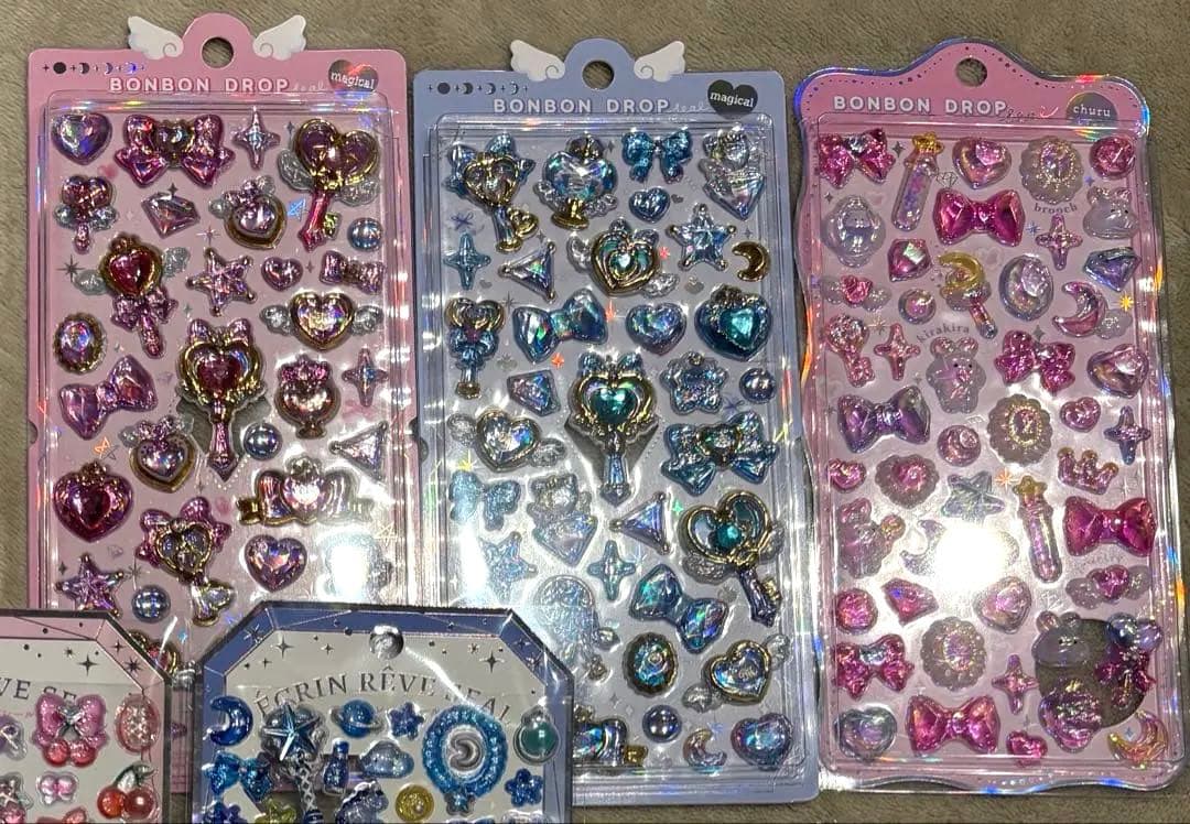 【新品正規品】ボンボンドロップシール　たまごっち刺繍缶バッチ　セット