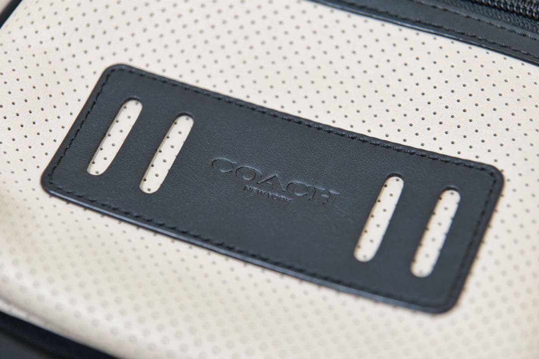 極美品　オフホワイトcoach コーチ　ボディバッグ　レザー　ナイロン　メンズ