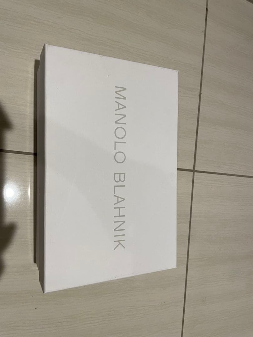 マノロブラニク サイズ38美品