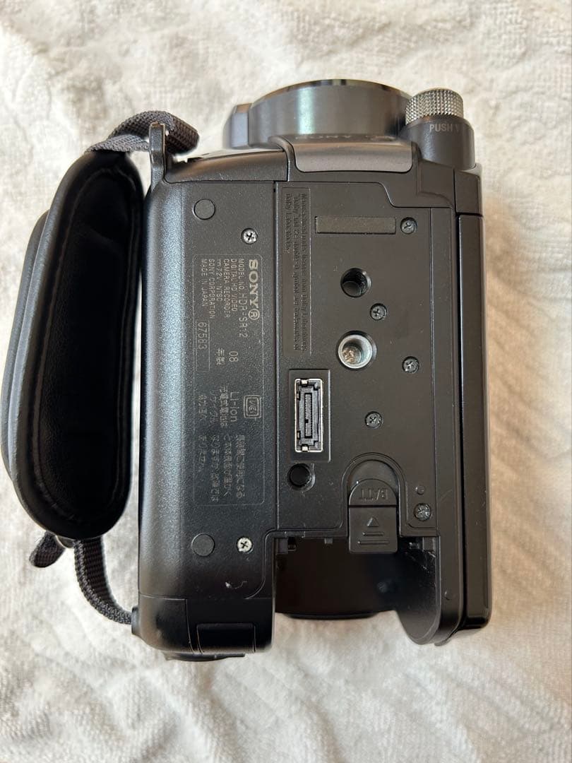 SONY デジタルHDビデオカメラレコーダー　HDR-SR12