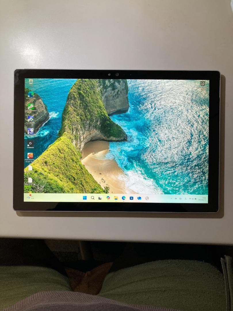 【良品】Surface Pro4 4GB/128GB Microsoft