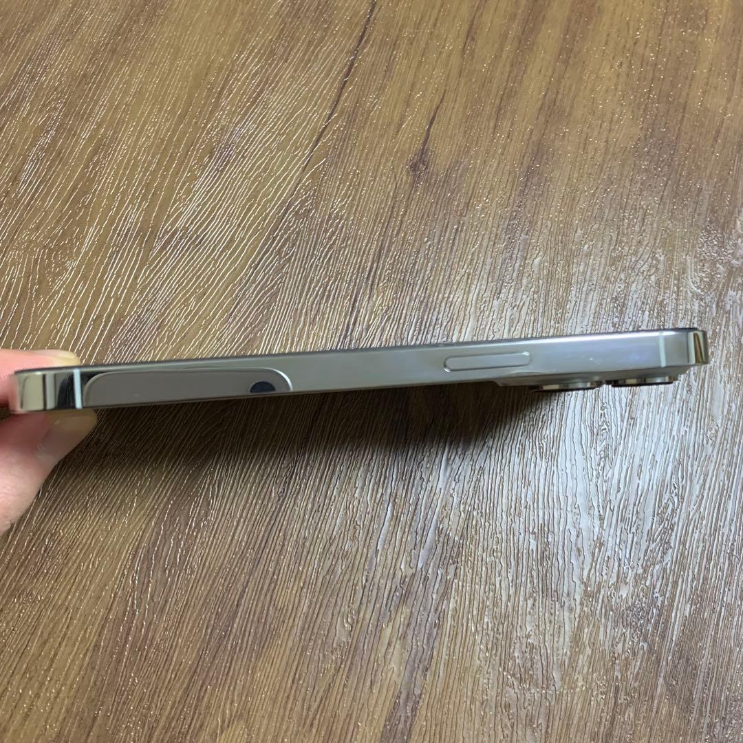 【美品】iPhone13 Pro 256GB SIMフリー シルバー