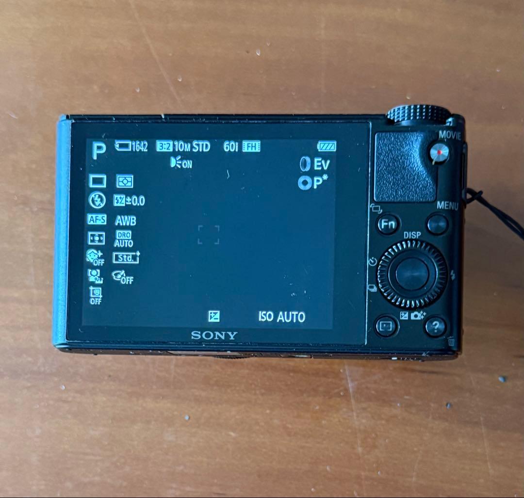 SONY コンパクトデジタルカメラ RX100