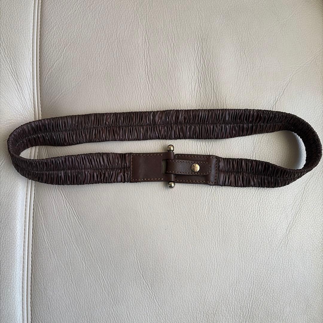 本日のみ　ヘルノ　HERNO ダウン　ブラウン　超軽量　ベルトファーフード　３８