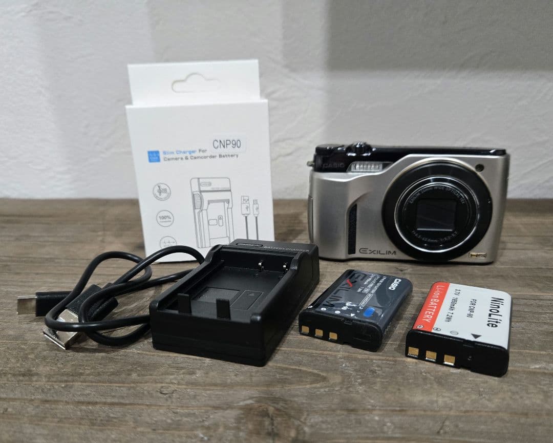 CASIO EX-FH 100　使用感あり　動作確認済　コンパクトデジタルカメラ