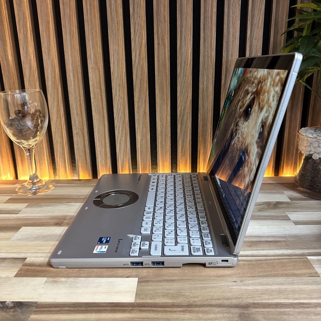 準美品LTEモデル‼️Let's note☘最高峰i7第11世代☘️ノートパソコン