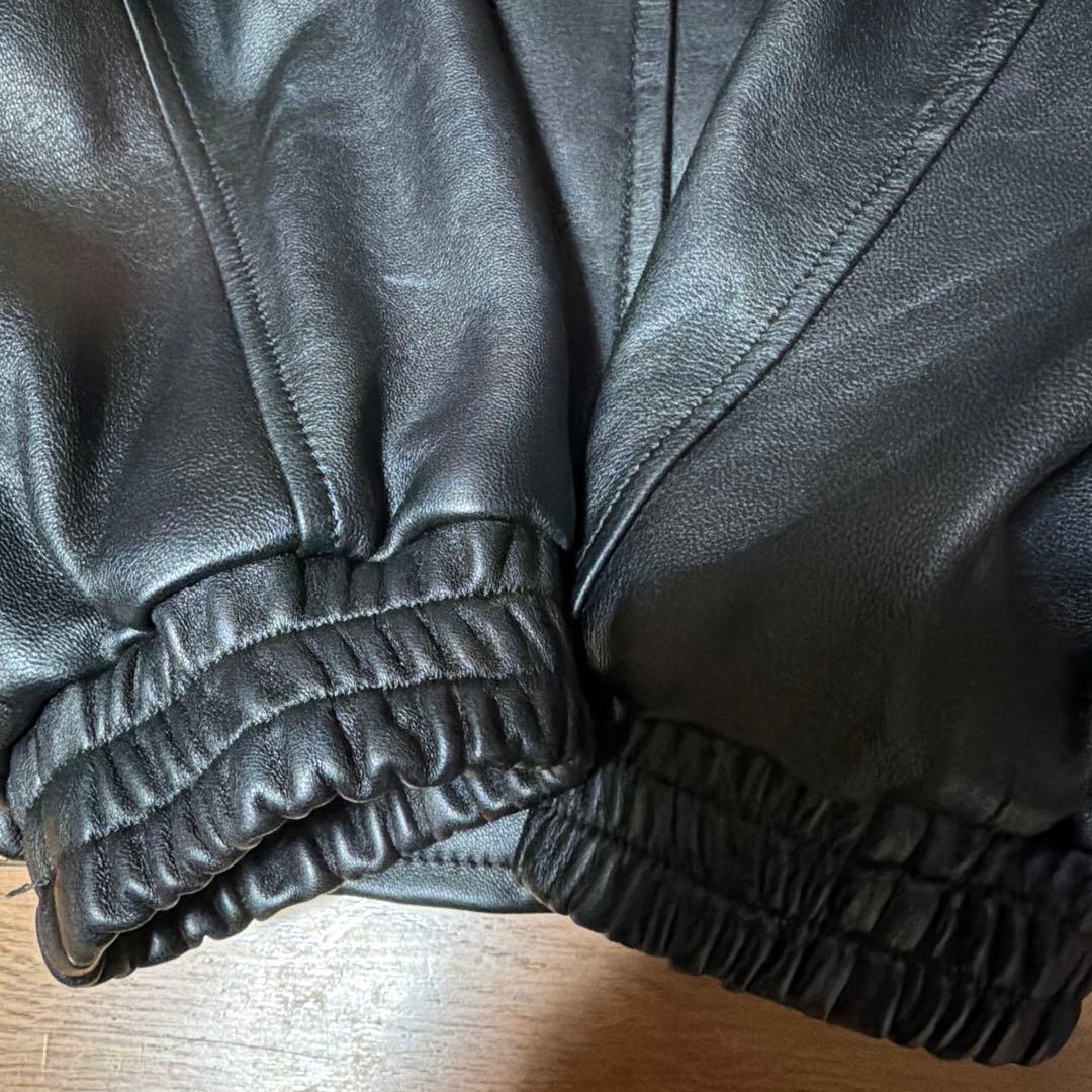 本日限定値下げ　クーティーレザージップパーカー　ラムスキン