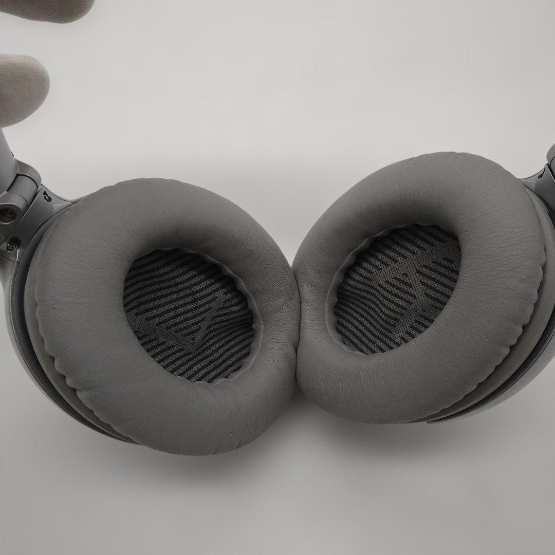 Bose ワイヤレスヘッドホン シルバー