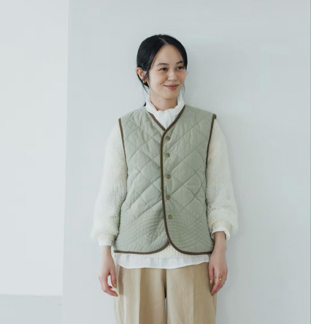 キルティングベスト / よしいちひろさんコラボ　北欧暮らしの道具店