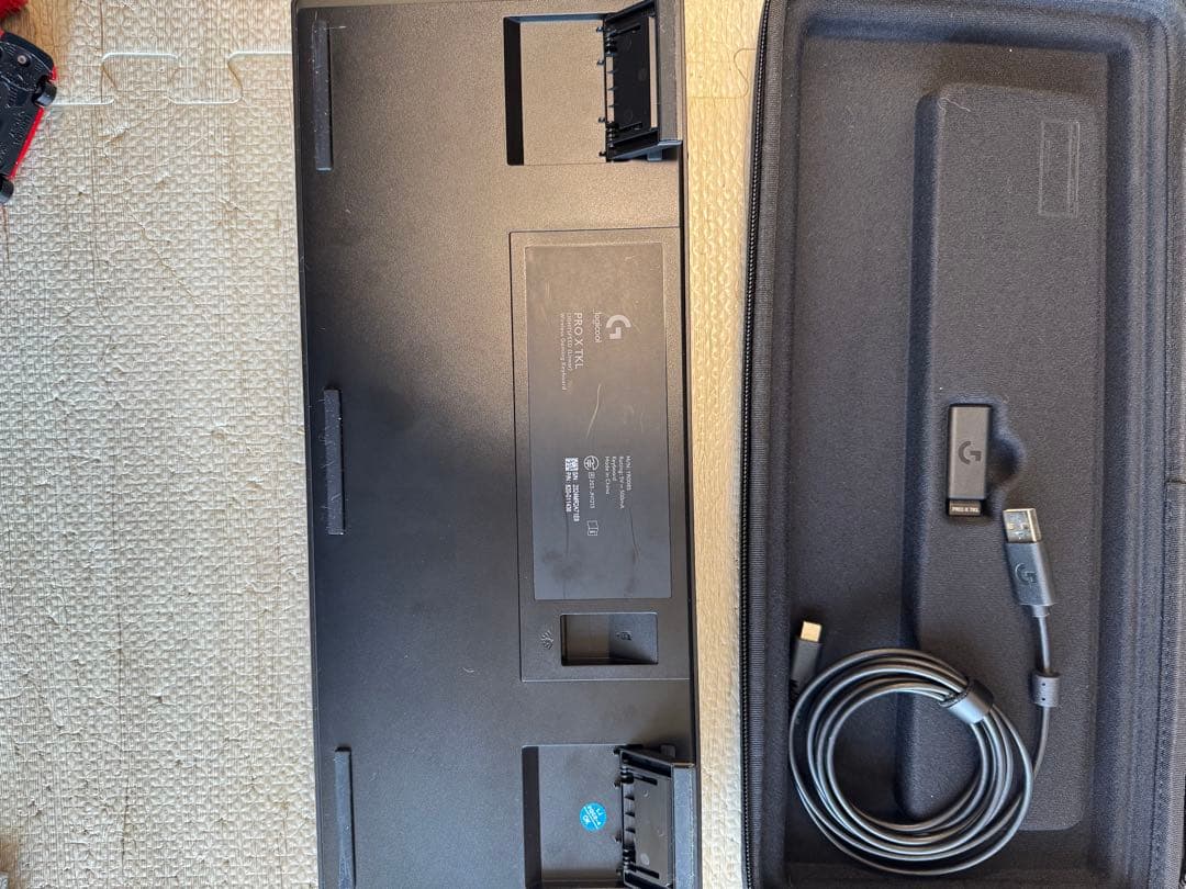 Logitech PRO X TKL ゲーミングキーボード