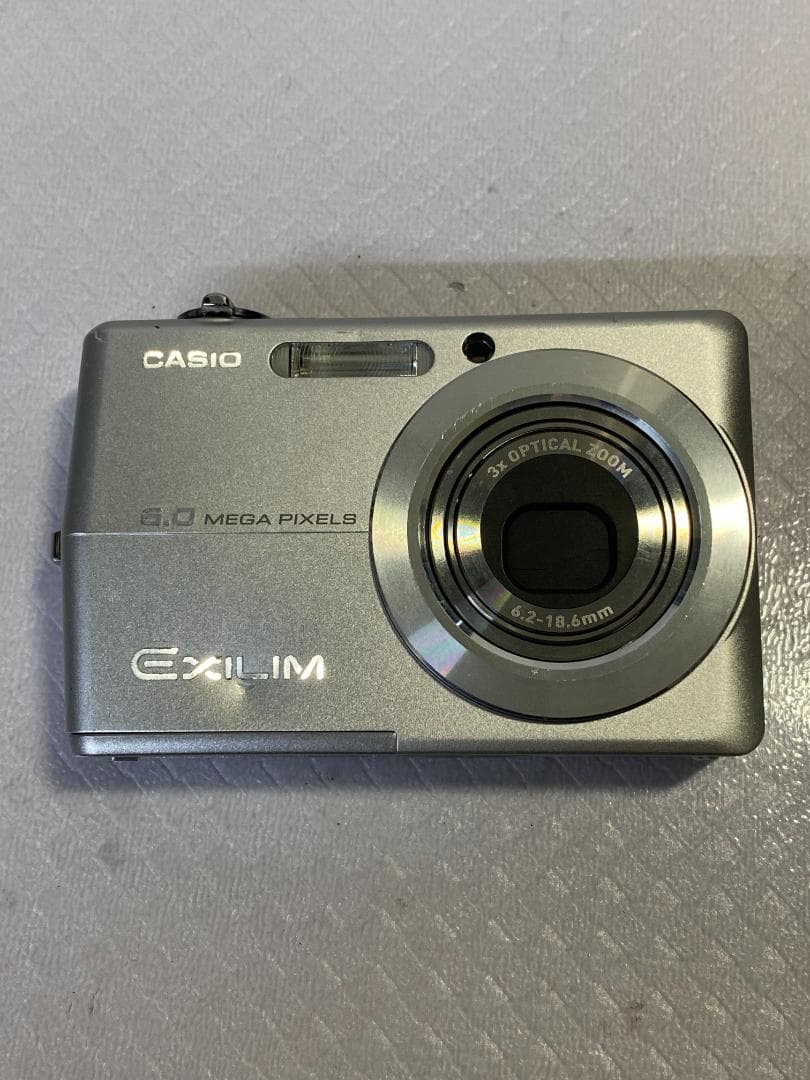 デジタルカメラ CASIO EXILIM EX-Z600 #783