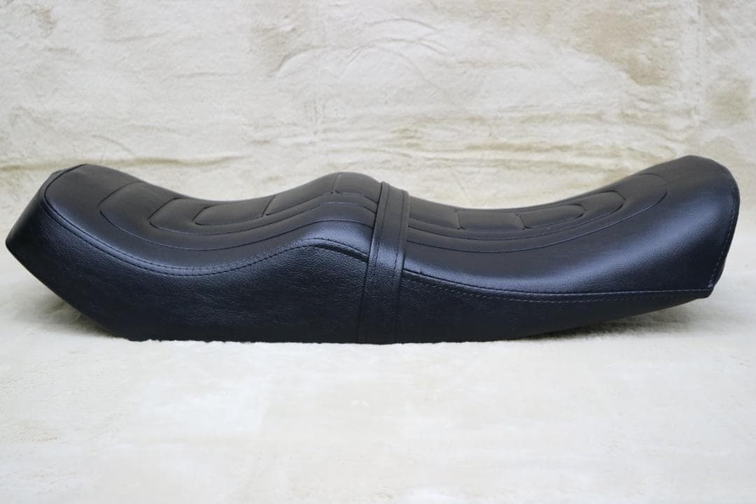 CBX４００Fシート　純正tyシート　黒皮/あんこ抜き　組立済み 完成品