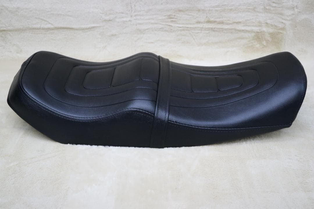 CBX４００Fシート　純正tyシート　黒皮/あんこ抜き　組立済み 完成品