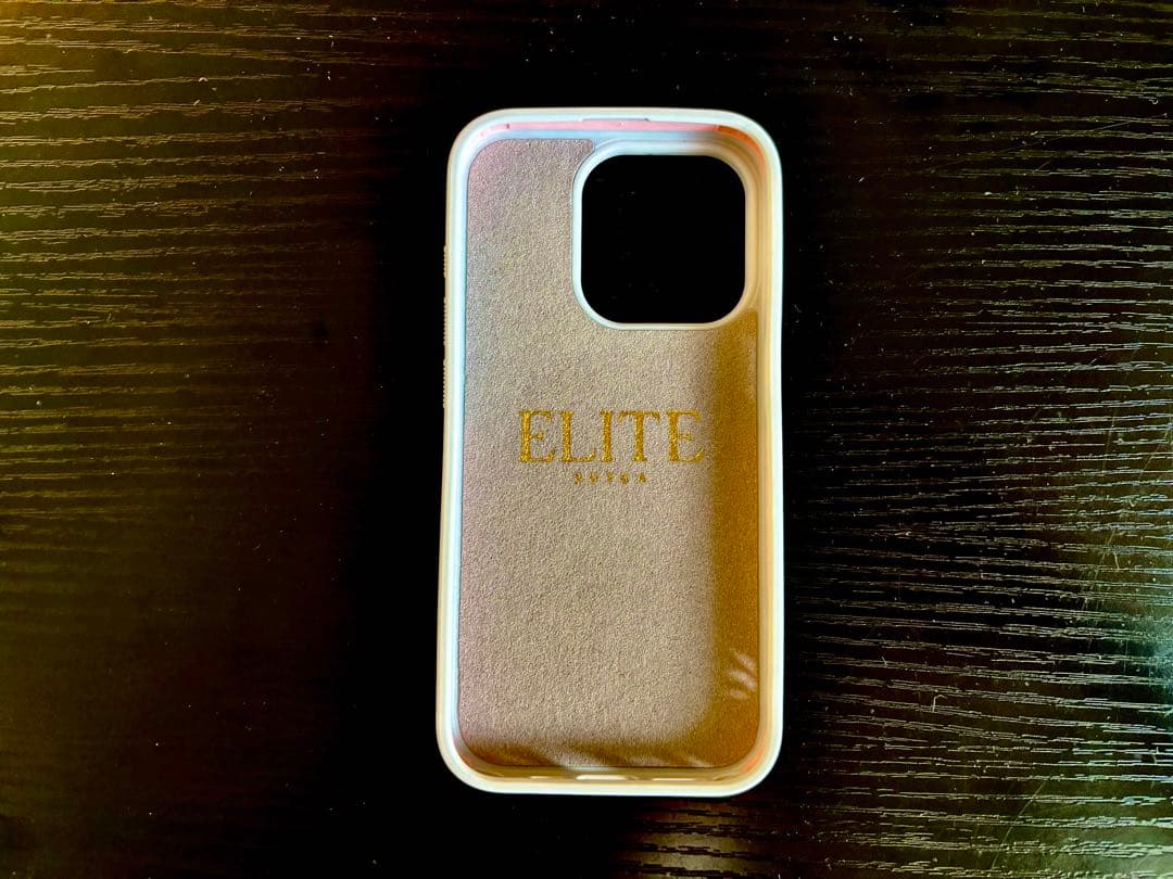 新品・未使用　BURGA iPhone15Proケース