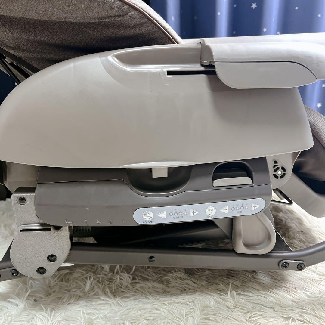 コンビ ネムリラ オートスウィング Simplight　電動ハイローチェア