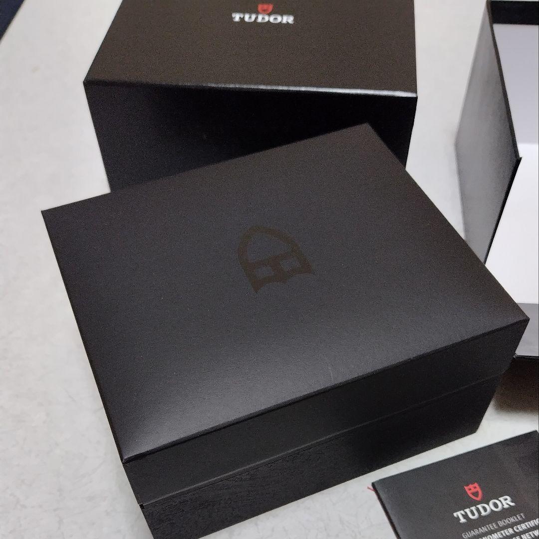 チューダー 時計 内箱 外箱