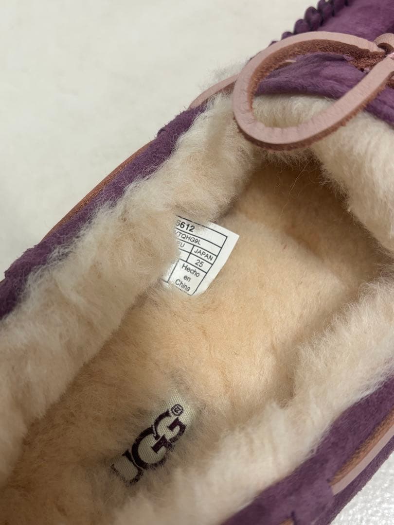 UGG　Dakota ダコタ　モカシン　パープル