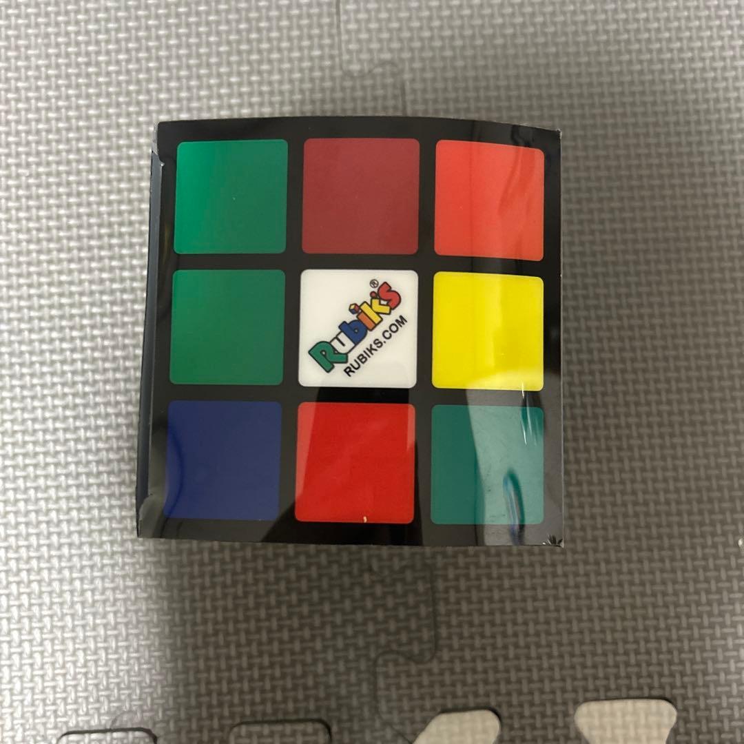 Rubik's G-SHOCK （期間限定価格！）