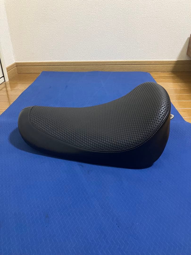 Le Pera ラペラ　ハーレー　スポーツスター　XLH ソロシート　シート