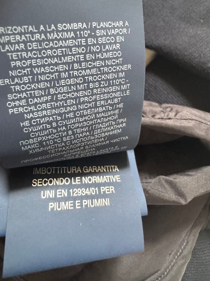 美品　HERNO ヘルノ　ネイビー フード　ダウンジャケット　48