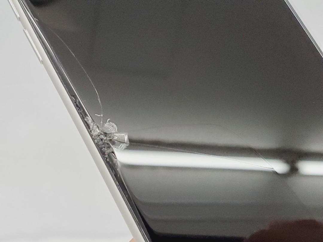 Apple iPhone SE 第2世代 128GB MXD12J/A ホワイト