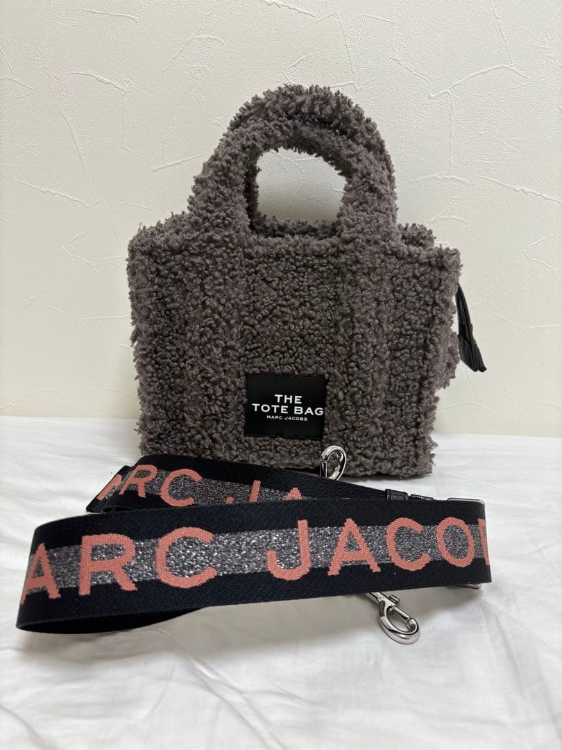 MARC JACOBS テディトート グレー