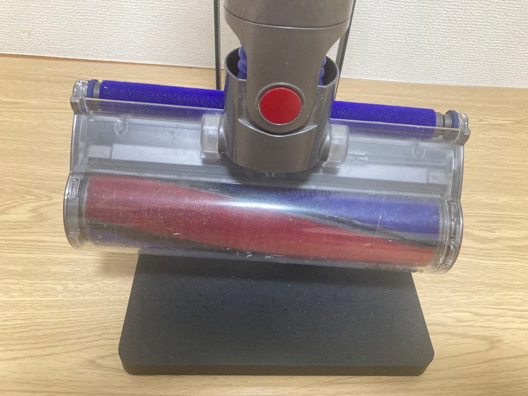 ☆スタンド付き SV09 スティッククリーナー Dyson V6 Fluffy+