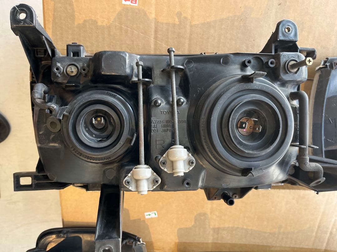 ランドクルーザー80 純正ヘッドライト コーナーランプ 左右セット