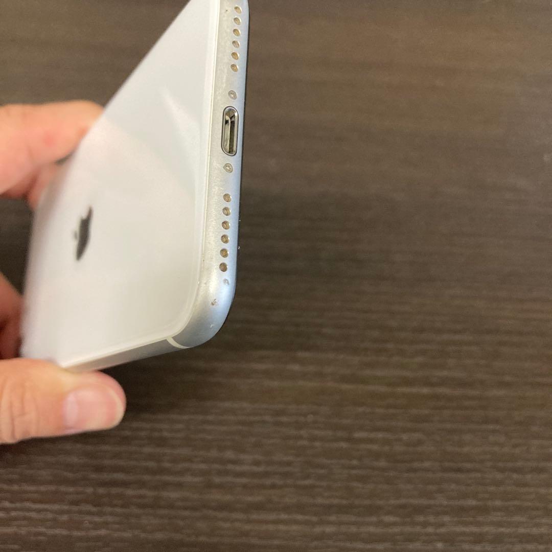 iPhone SE（第2世代）64GB ホワイト